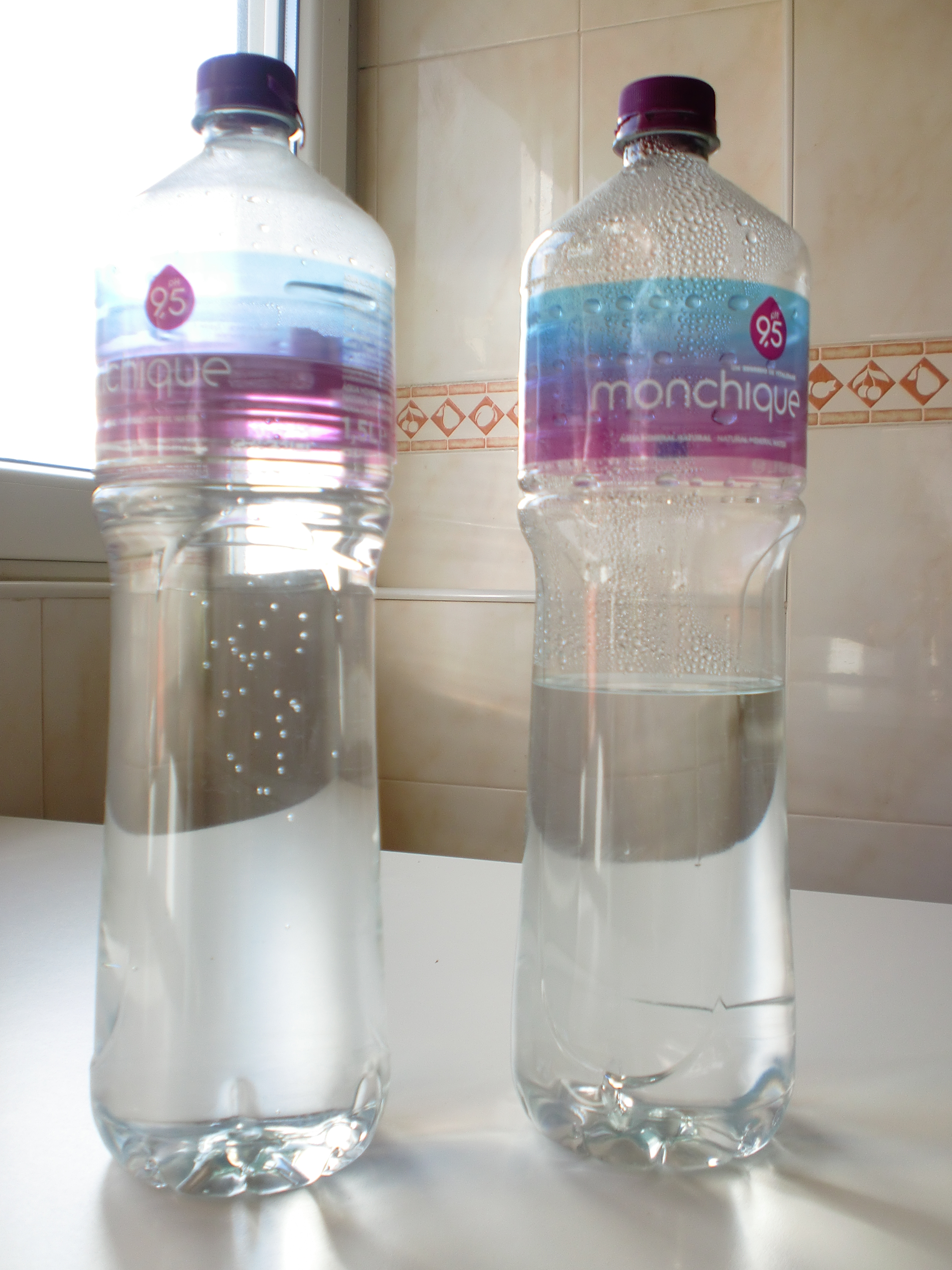 garrafa com bolhas magnéticas_2